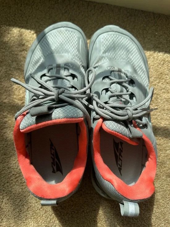 Altra Light Gray Trail Sneakers with Coral Interior - Picture 6 of 7